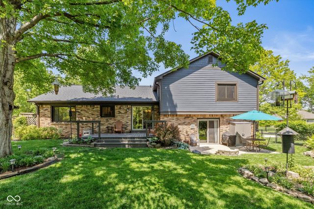 8217 Castle Drive, Indianapolis, IN 46256