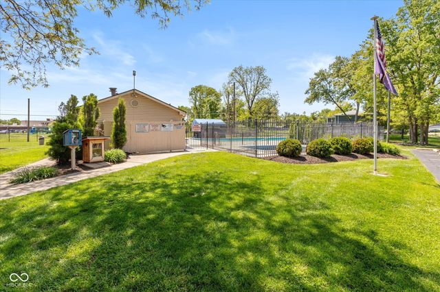 8217 Castle Drive, Indianapolis, IN 46256