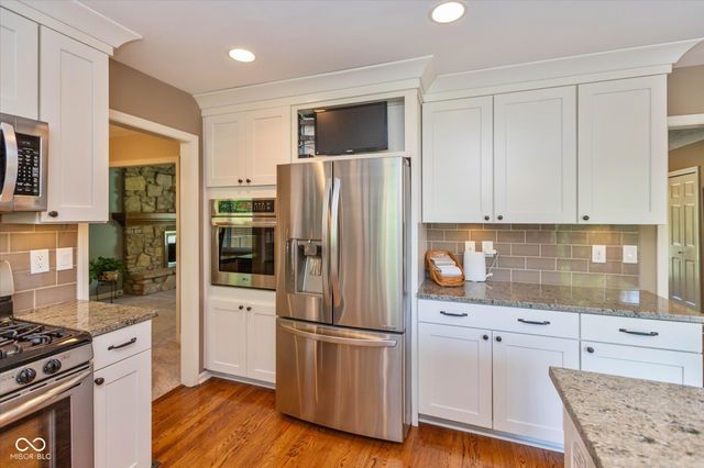 8217 Castle Drive, Indianapolis, IN 46256