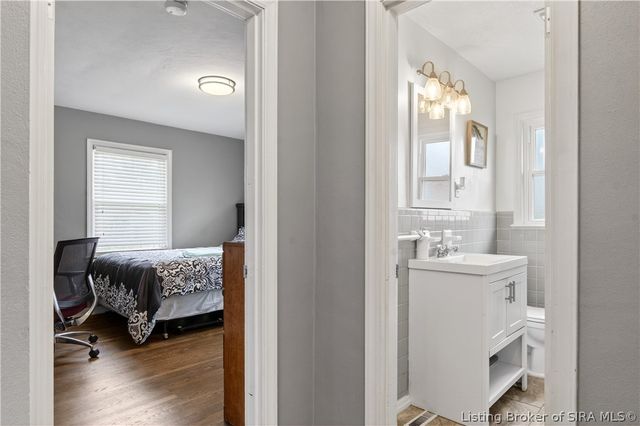 15 Robin Road, New Albany, IN 47150