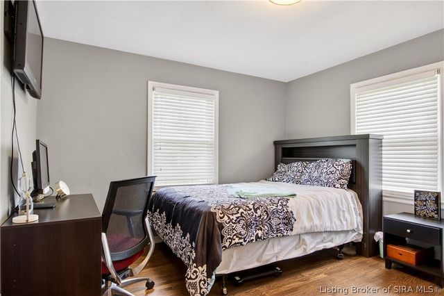 15 Robin Road, New Albany, IN 47150