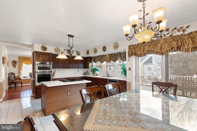 9727 DENROB CT, Parkville, MD 21234