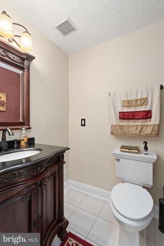 9727 DENROB CT, Parkville, MD 21234