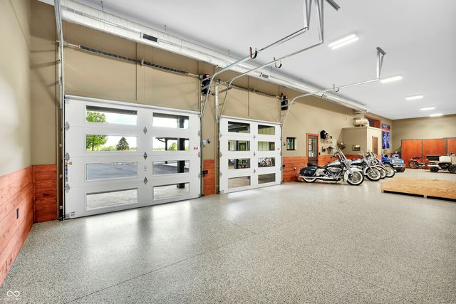3274 E 700 N, Whiteland, IN 46184