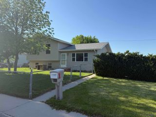 1401 BLACKTAIL DR, Sturgis, SD 57785