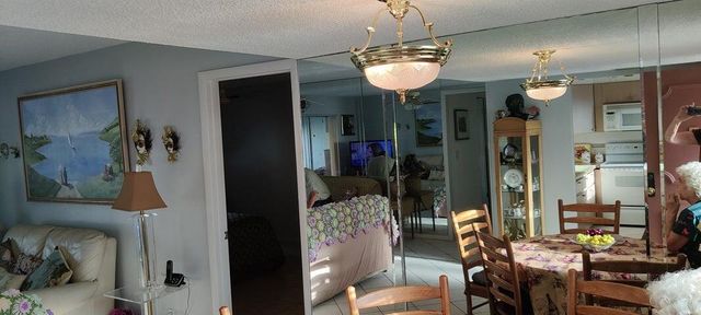 715 Lori Drive 308, Palm Springs, FL 33461