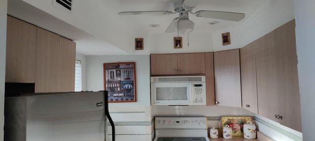 715 Lori Drive 308, Palm Springs, FL 33461