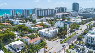 2463 Pine Tree Dr PH, Miami Beach, FL 33140
