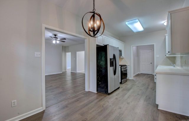 12825 Westglen Drive, Little Rock, AR 72211