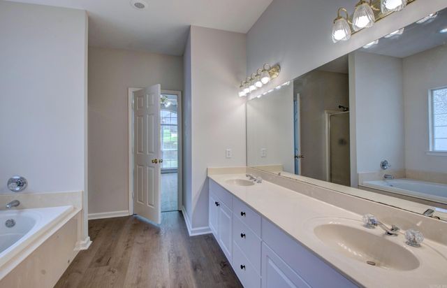 12825 Westglen Drive, Little Rock, AR 72211