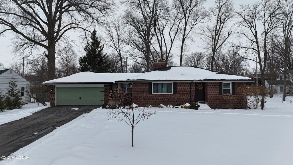 1716 OAKLAND PKWY, Lima, OH 45805