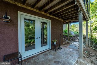 35 WINDING CREEK DR, Douglassville, PA 19518