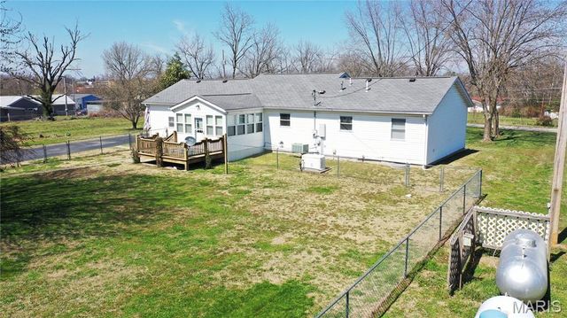 701 E Dent Street, Salem, MO 65560