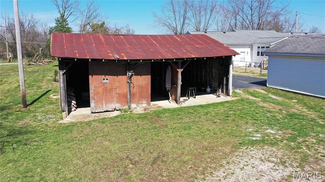 701 E Dent Street, Salem, MO 65560