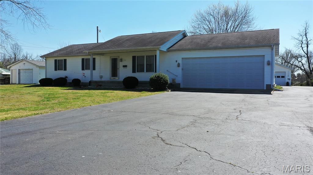 701 E Dent Street, Salem, MO 65560