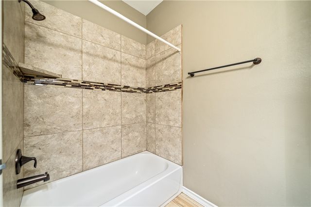 2033 Arash Dr, Corpus Christi, TX 78413