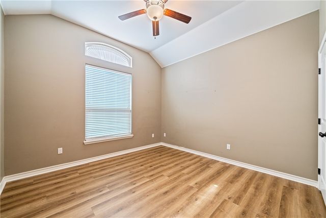 2033 Arash Dr, Corpus Christi, TX 78413