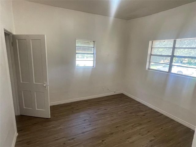 310 N 20th Street, Clinton, OK 73601