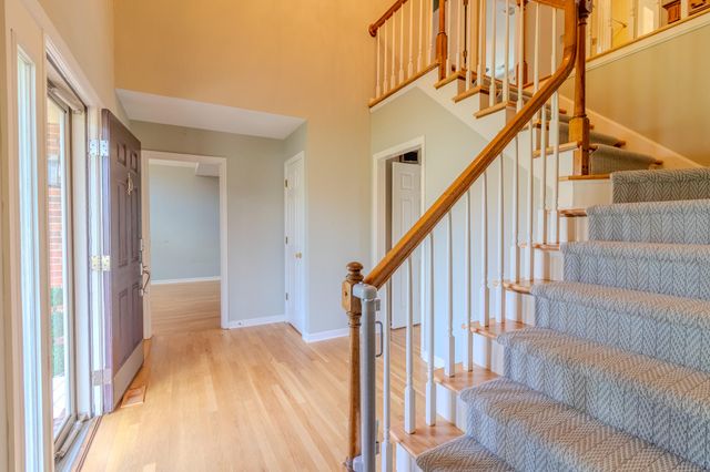 521 Ridgewater Court, Lexington, KY 40515