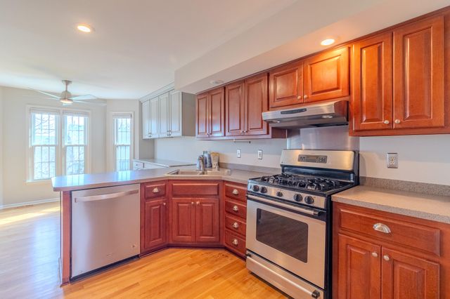 521 Ridgewater Court, Lexington, KY 40515