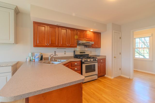 521 Ridgewater Court, Lexington, KY 40515