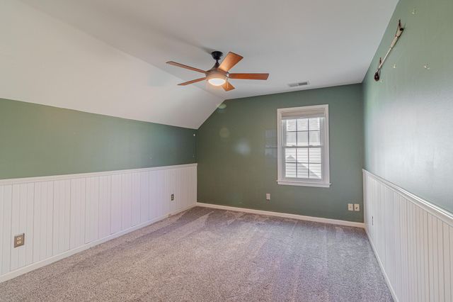 521 Ridgewater Court, Lexington, KY 40515