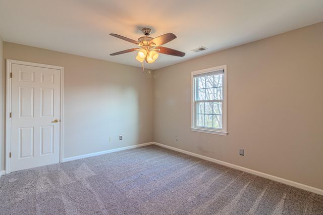 521 Ridgewater Court, Lexington, KY 40515