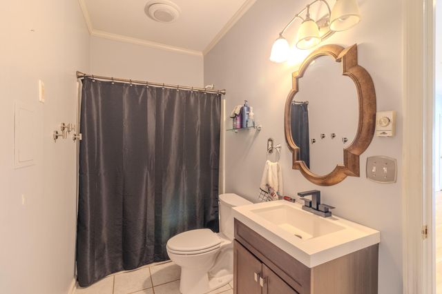 521 Ridgewater Court, Lexington, KY 40515