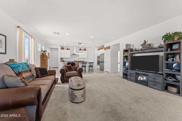 3071 PROSPECTOR Way, Wickenburg, AZ 85390