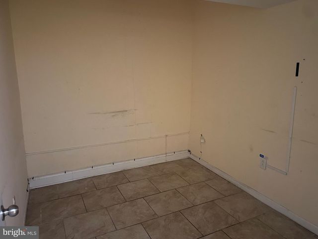 2122-24 W DIAMOND ST, Philadelphia, PA 19121