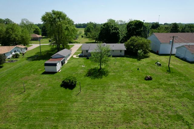 407 N Crestview Avenue, Ash Grove, MO 65604