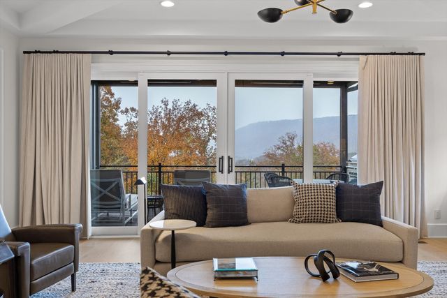 474 Sun Valley Road, Chattanooga, TN 37419