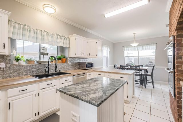 23003 N Waterlily Drive, Richmond, TX 77406