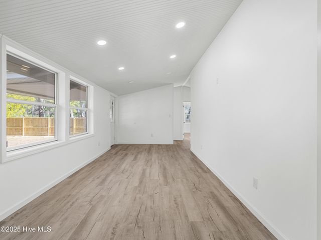 2073 Dawson Cabin Road, Jacksonville, NC 28540