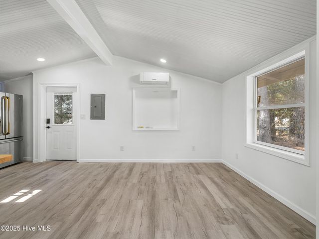 2073 Dawson Cabin Road, Jacksonville, NC 28540