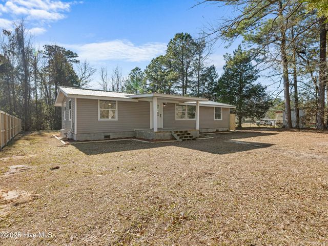 2073 Dawson Cabin Road, Jacksonville, NC 28540