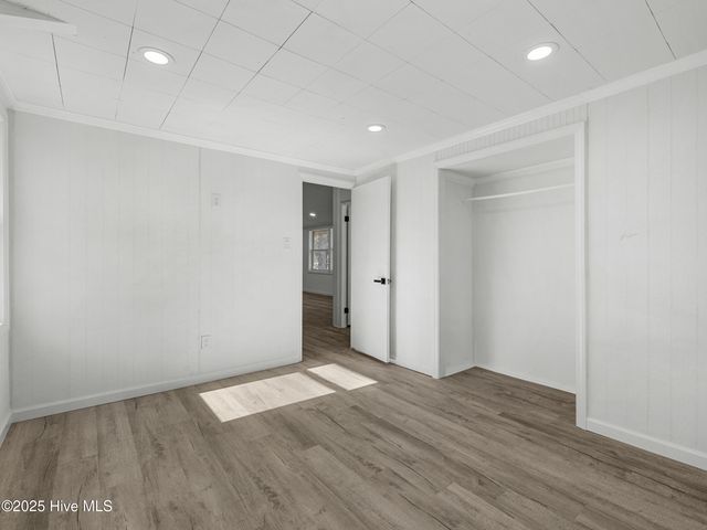 2073 Dawson Cabin Road, Jacksonville, NC 28540