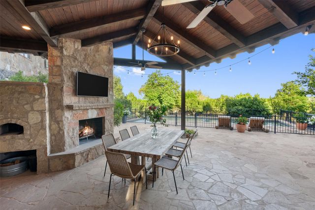 205 Hi Ridge RD, Horseshoe Bay, TX 78657