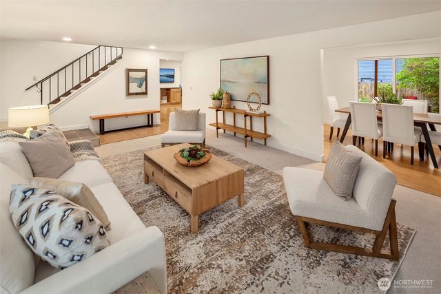 15126 NE 67th Place, Redmond, WA 98052