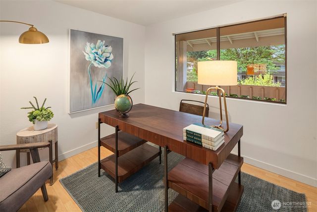 15126 NE 67th Place, Redmond, WA 98052