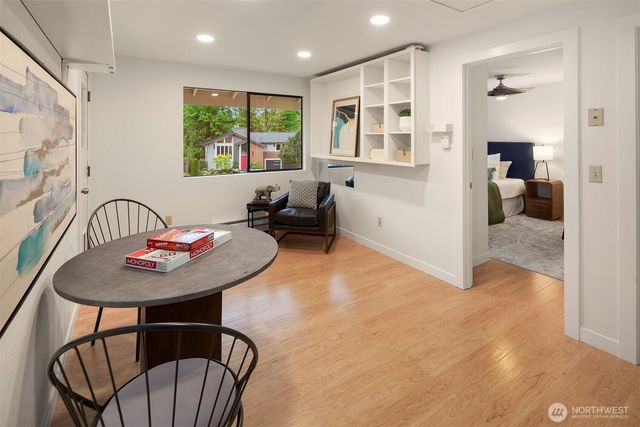 15126 NE 67th Place, Redmond, WA 98052