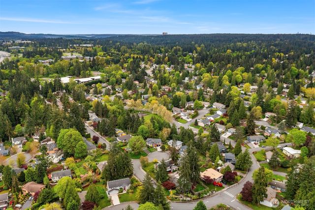 15126 NE 67th Place, Redmond, WA 98052
