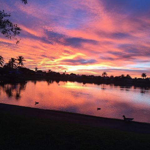 5075 Mirror Lakes Boulevard, Boynton Beach, FL 33472