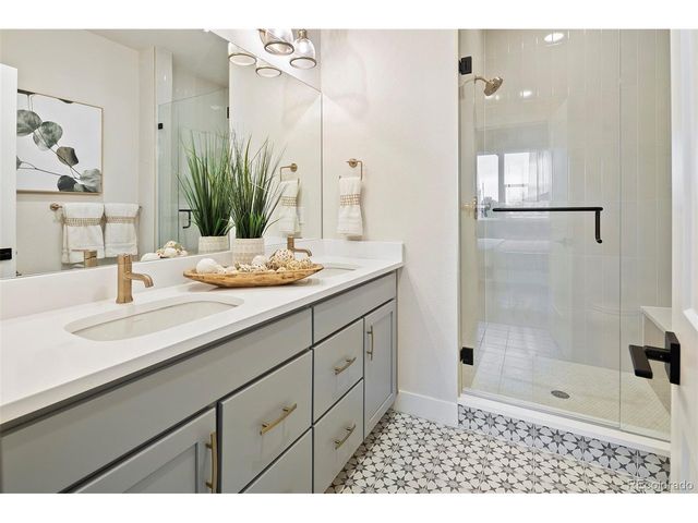 888 S Valentia St 13-102, Denver, CO 80247