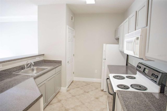 4802 51ST STREET W 307, Bradenton, FL 34210