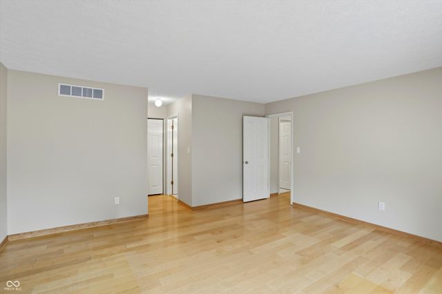 2566 Hideaway N Drive, Indianapolis, IN 46268