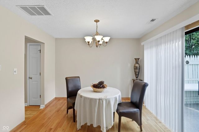 2566 Hideaway N Drive, Indianapolis, IN 46268