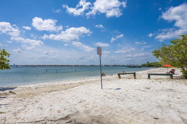 1706 Plover Avenue, Fort Pierce, FL 34949