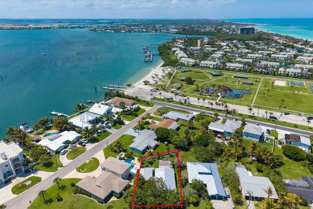 1706 Plover Avenue, Fort Pierce, FL 34949