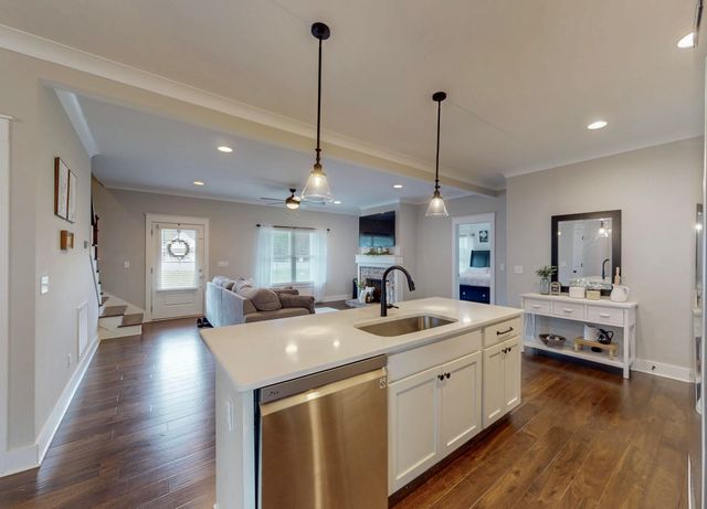 3086 Crow Road NE, Dalton, GA 30721